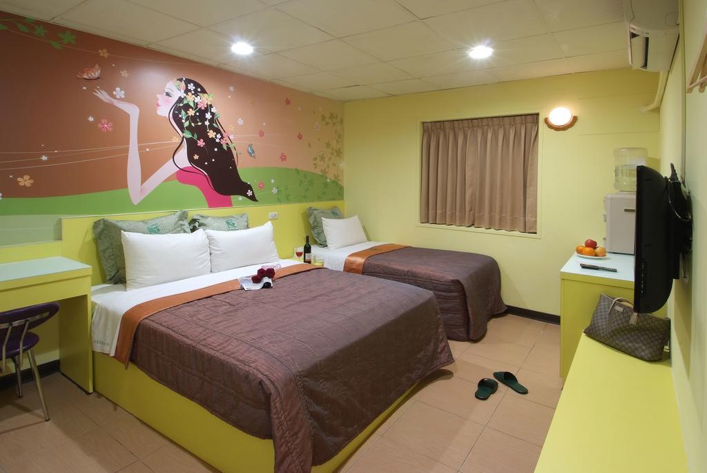 Tong Bing Express Hotel Hsinchu City Room photo
